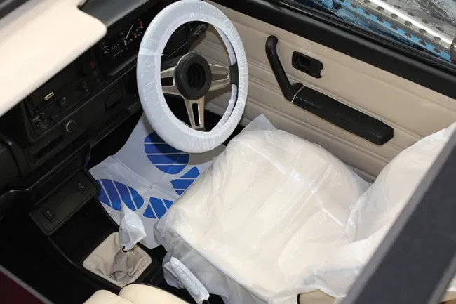 Connect CON-35363-1 5:1-ben autó belső védő szett: kormány - ülés - váltó - kézifék - lábtér, 5 részes termék fő termékképe