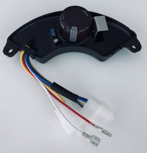  UNIVERZÁLIS   FESZÜLTSÉG SZABÁLYZÓ AVR 5-6kW 470uF 400V 3 FAZY  termék fő termékképe