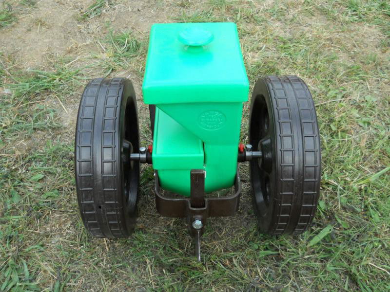  G1 gépi vetőelem - két kerékkel, kar nélkül,+ 11 részes kanálszettel!  termék fő termékképe