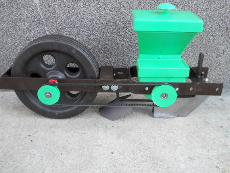  G2 gépi vetőelem - egy kerékkel, kar nélkül,+11 részes kanálkészlet!  termék fő termékképe