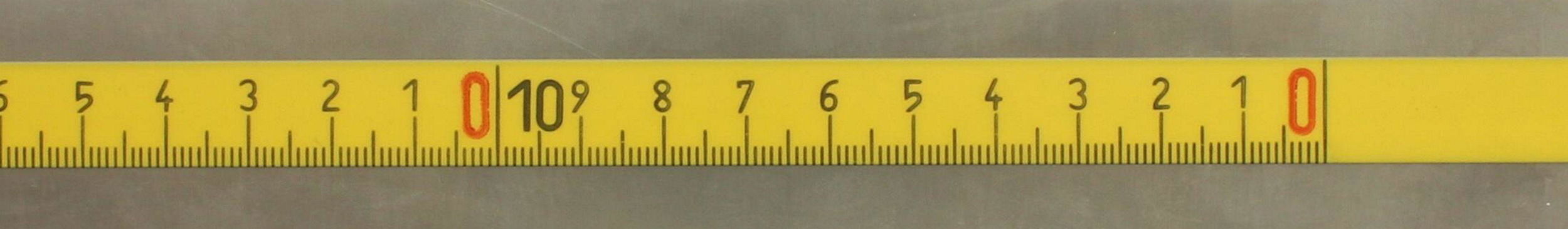 HEDUE &Ouml;ntapad&oacute;s m&eacute;rőszalag 20 m - ford&iacute;tott kioszt&aacute;s&uacute; termék fő termékképe